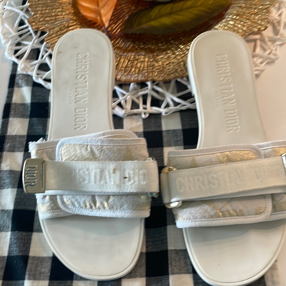 Authentic Christian Dior sandals ….. Today only …Noooooo offers ‼️‼️‼️‼️